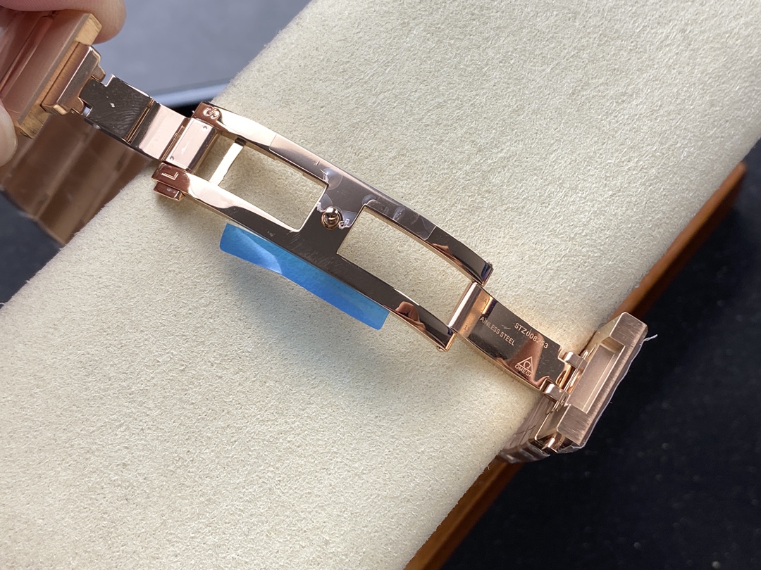 2025オメガ腕時計マスター天文台第5世代コンステレーションシリーズ 131.30.41.21.99-1[7]