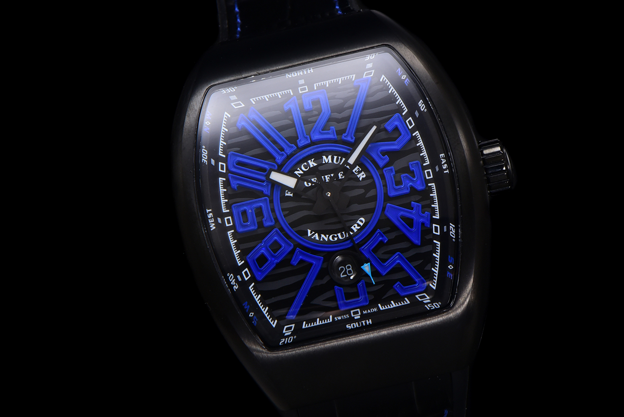 最新作フランクミュラー ヴァンガード V45 カーボンファイバー25周年特別記念限定モデル 173745[1]