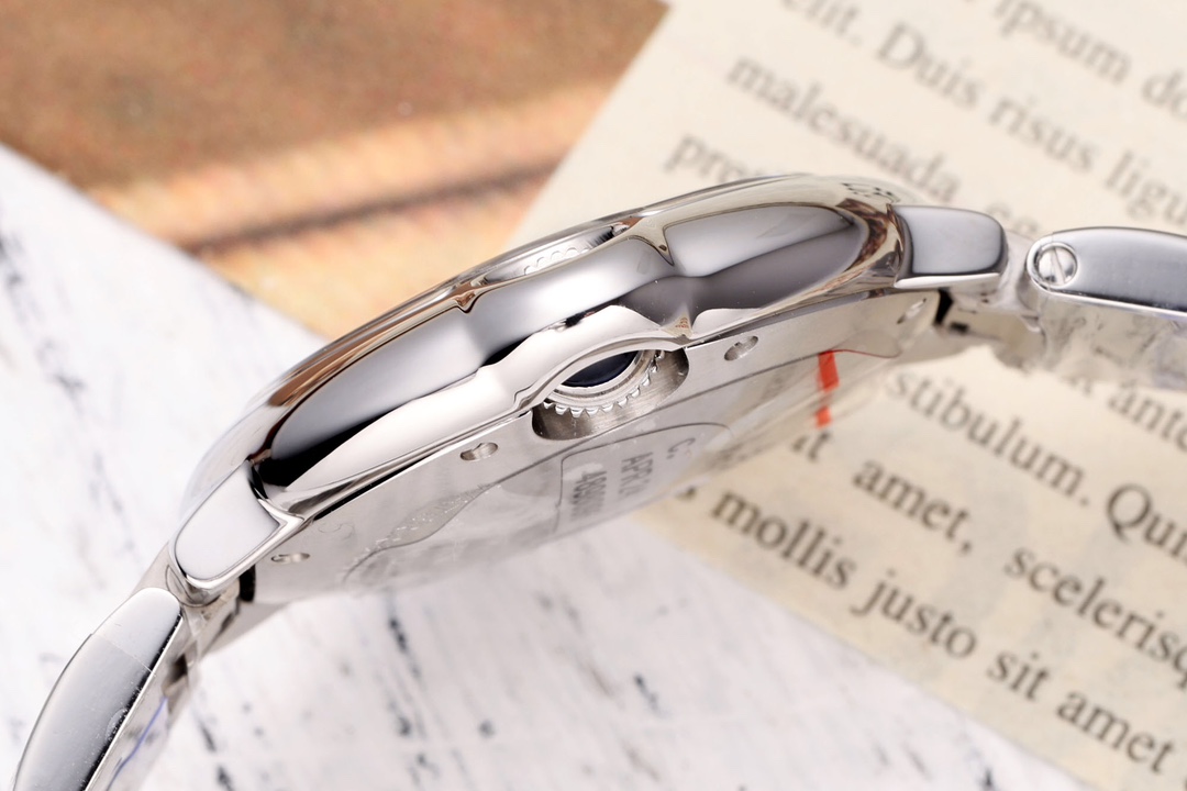 新品人気カルティエ ブルーバルーンシリーズスーパーコピー腕時計 168925[6]