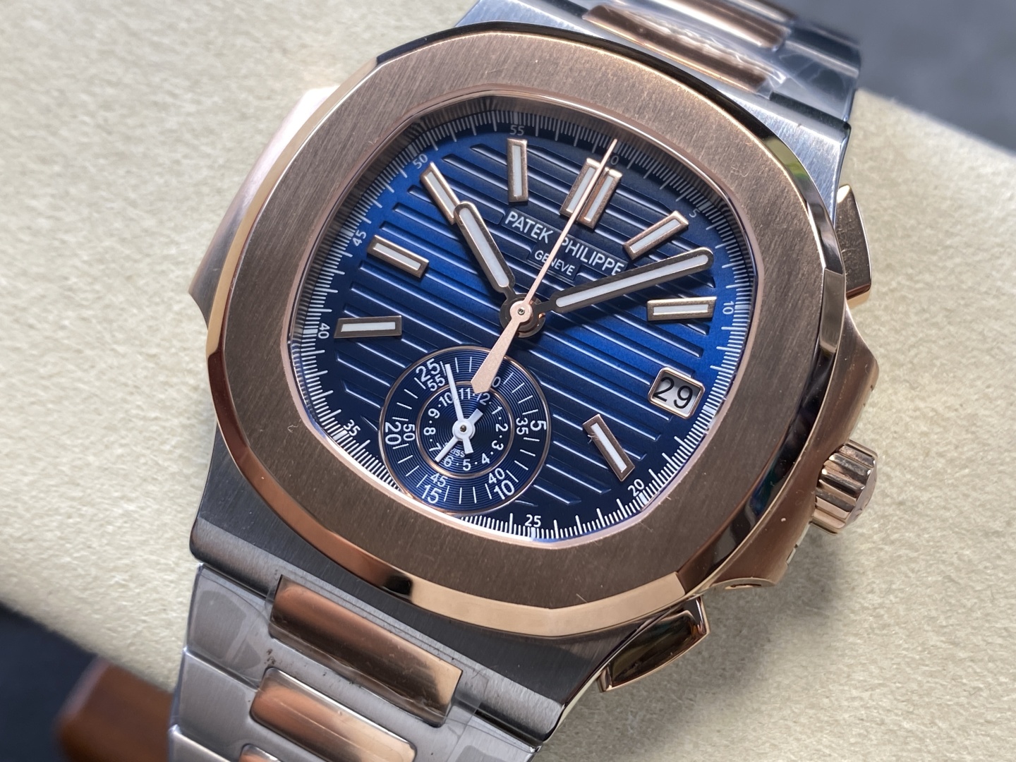 パテックフィリップ ノーチラス 5980/1A-014 スーパーコピー男多機能腕時計 171837[2]
