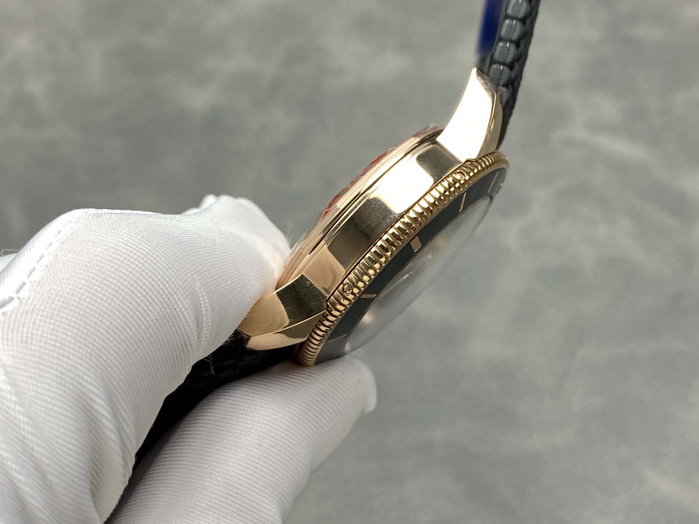 ブライトリングファミリーウォーターゴーストスーパーオーシャンカルチャーII時計 174137[4]