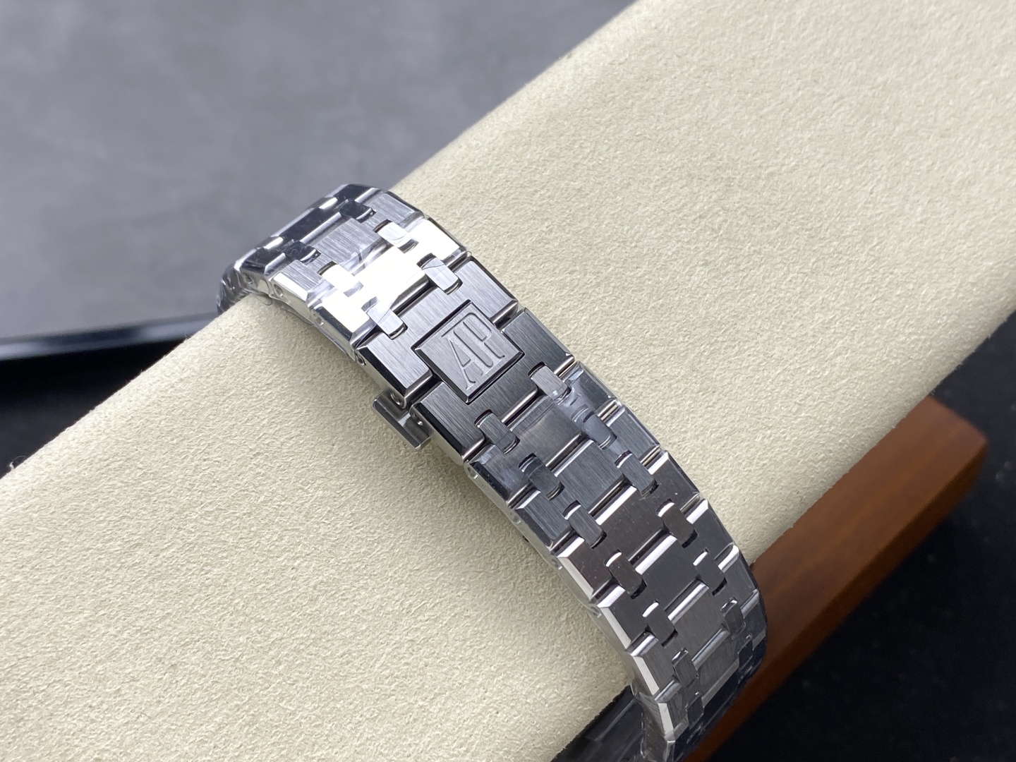 Audemars Piguet新作ロイヤルオークマルチファンクションクロノグラフ機械式時計 171920[6]