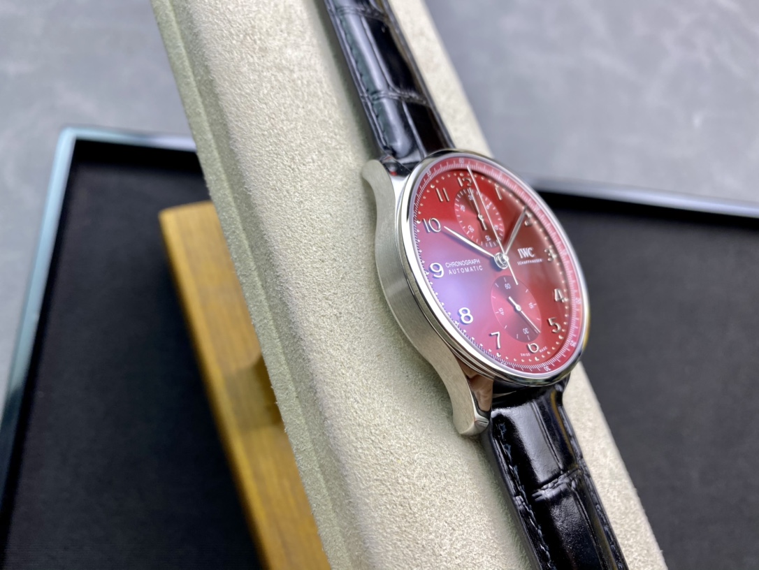 ブランドIWCコピー日本ポルトガルシリーズの新世代ポルトガル時計を通して 173859[4]