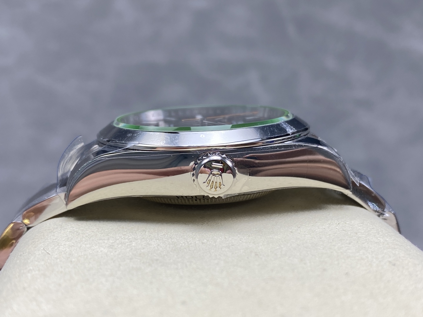 スーパーコピーRolex時計グリーンガラスライトニングミルガウスシリーズ 174462[5]