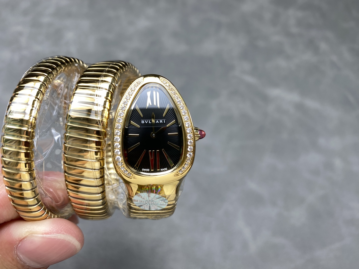 新作ブルガリ女性蛇形スーパーコピー時計 174086優れた品質