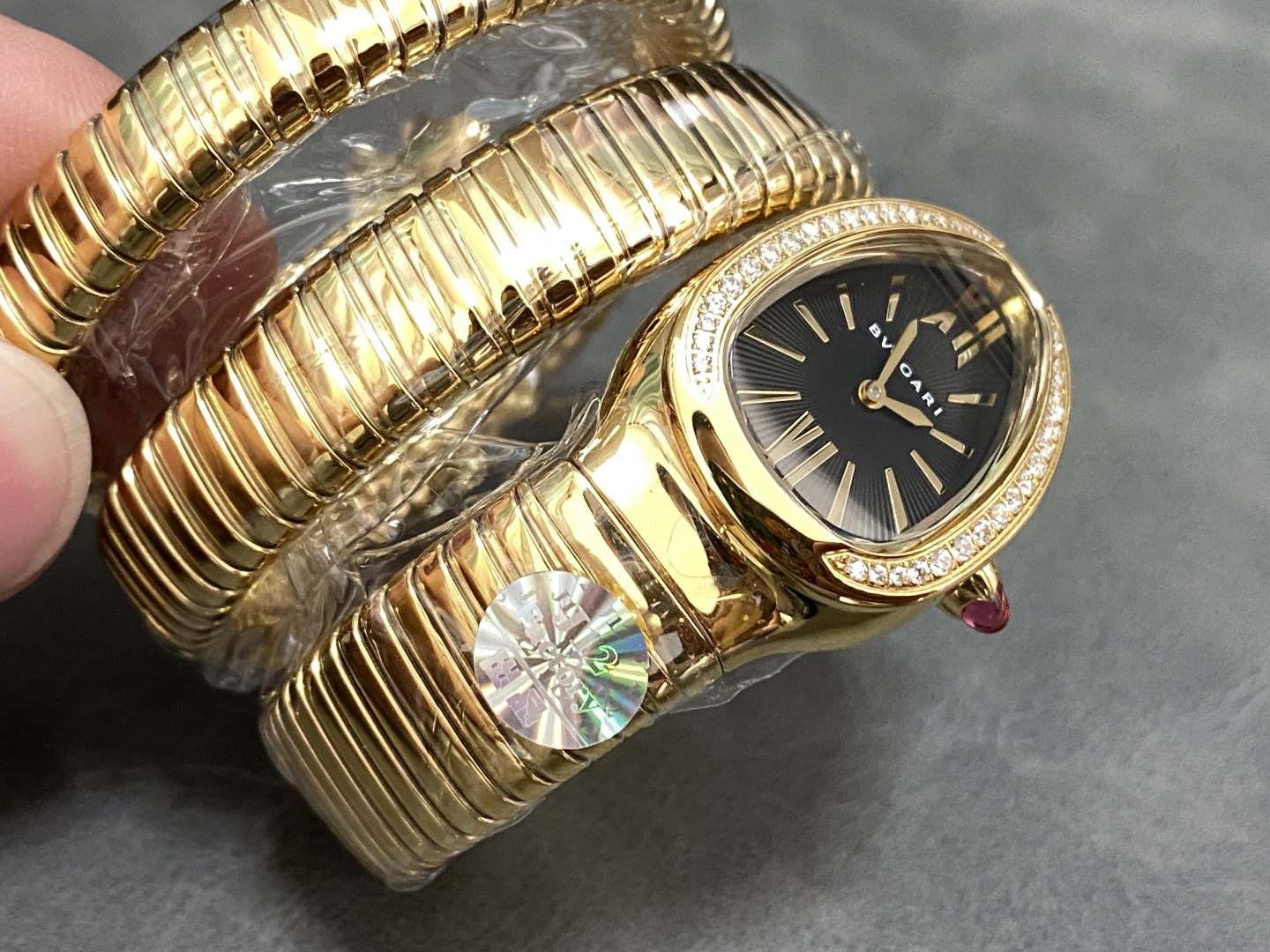 新作ブルガリ女性蛇形スーパーコピー時計 174086優れた品質[3]