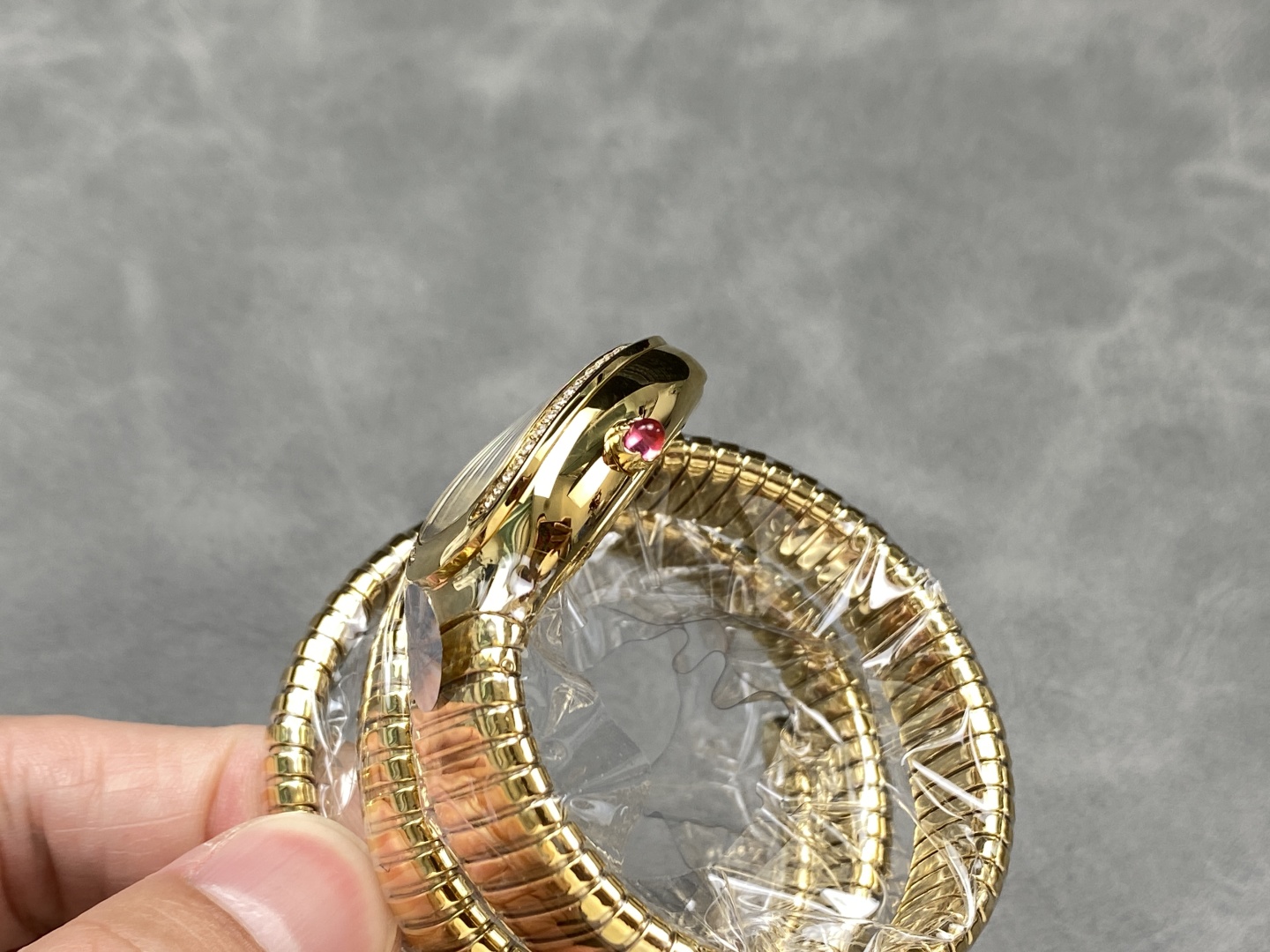 新作ブルガリ女性蛇形スーパーコピー時計 174086優れた品質[4]