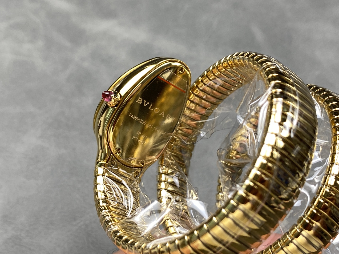 最高のブランドブルガリ女性蛇形コピー入荷時計 174084[5]