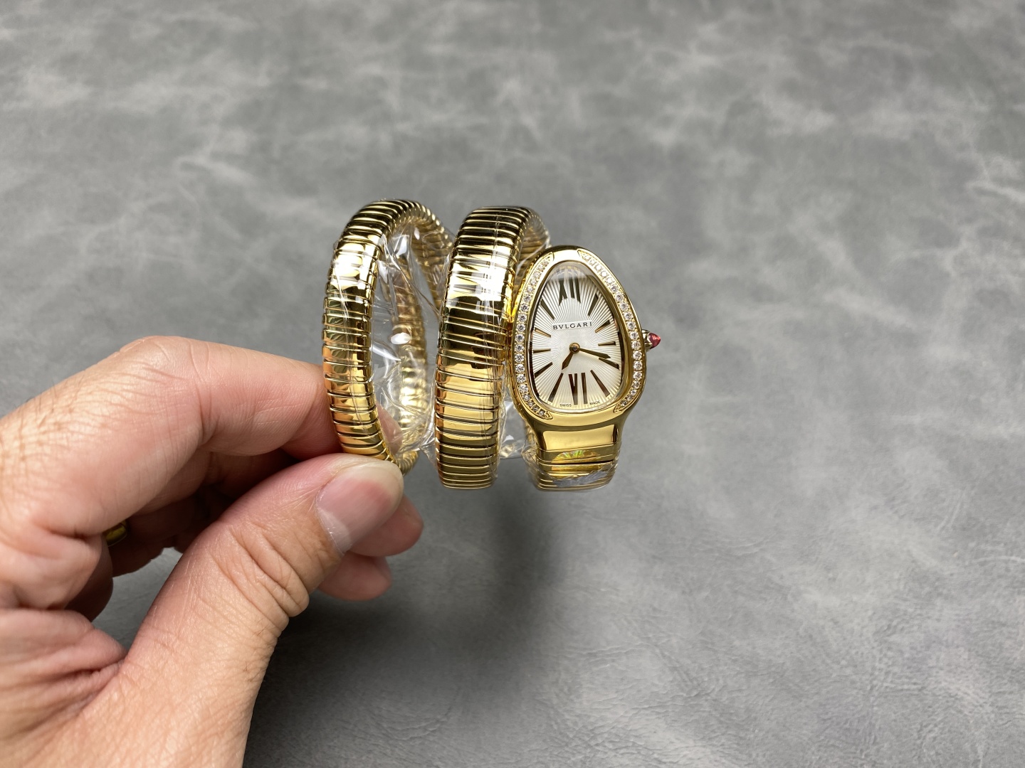 最高のブランドブルガリ女性蛇形コピー入荷時計 174084[8]