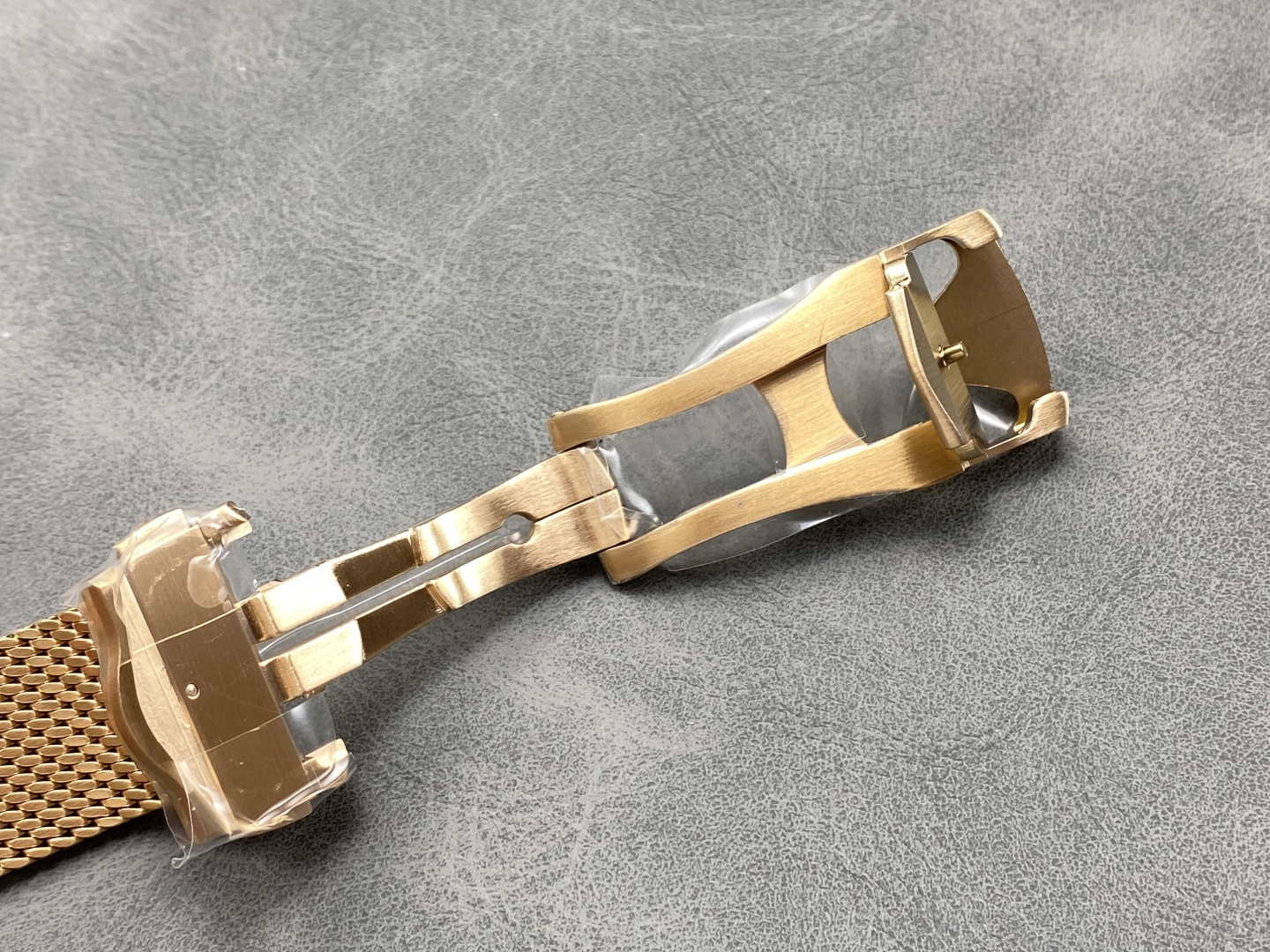 オメガ2025新製品スーパーコピーブロンズゴールドとバーガンディレッドの美しい融合シーホース 174539[9]