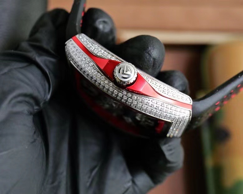 最高品質Franck Muller新作コピーの腕時計トラックシリーズ 168542[3]