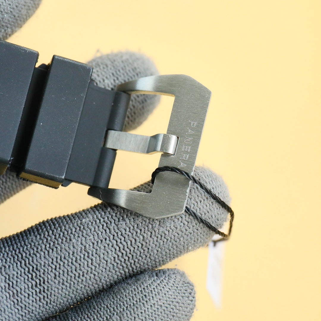 パネライスーパーコピー世界的に有名な高級腕時計ルミノールシリーズ 44mmフルオートマチック 116016[7]