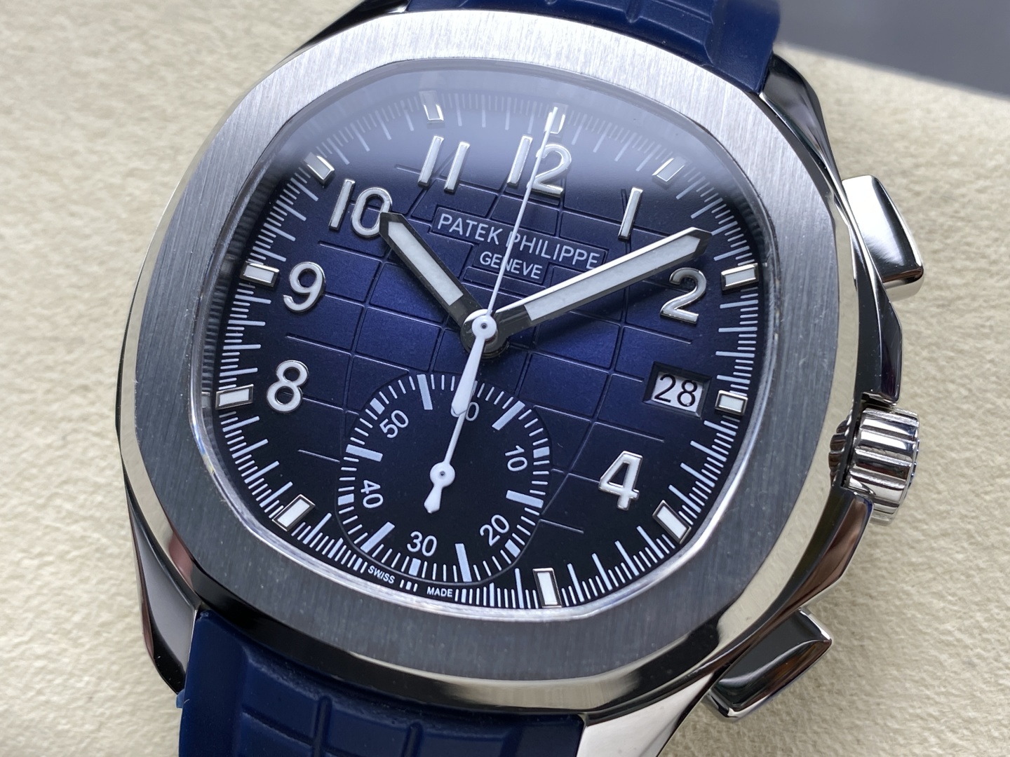 有名パテックフィリップコピー時計グレネード クロノグラフシリーズ 一体型ムーブメント 5968A-004[2]