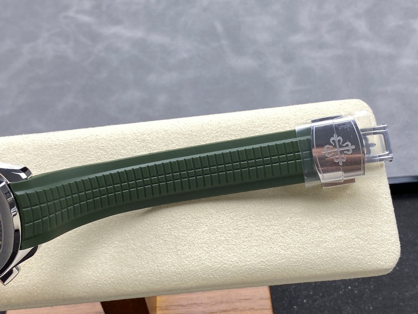 パテックフィリップ グリーン時計n級販売グレネードクロノグラフシリーズ 5968A-005[8]