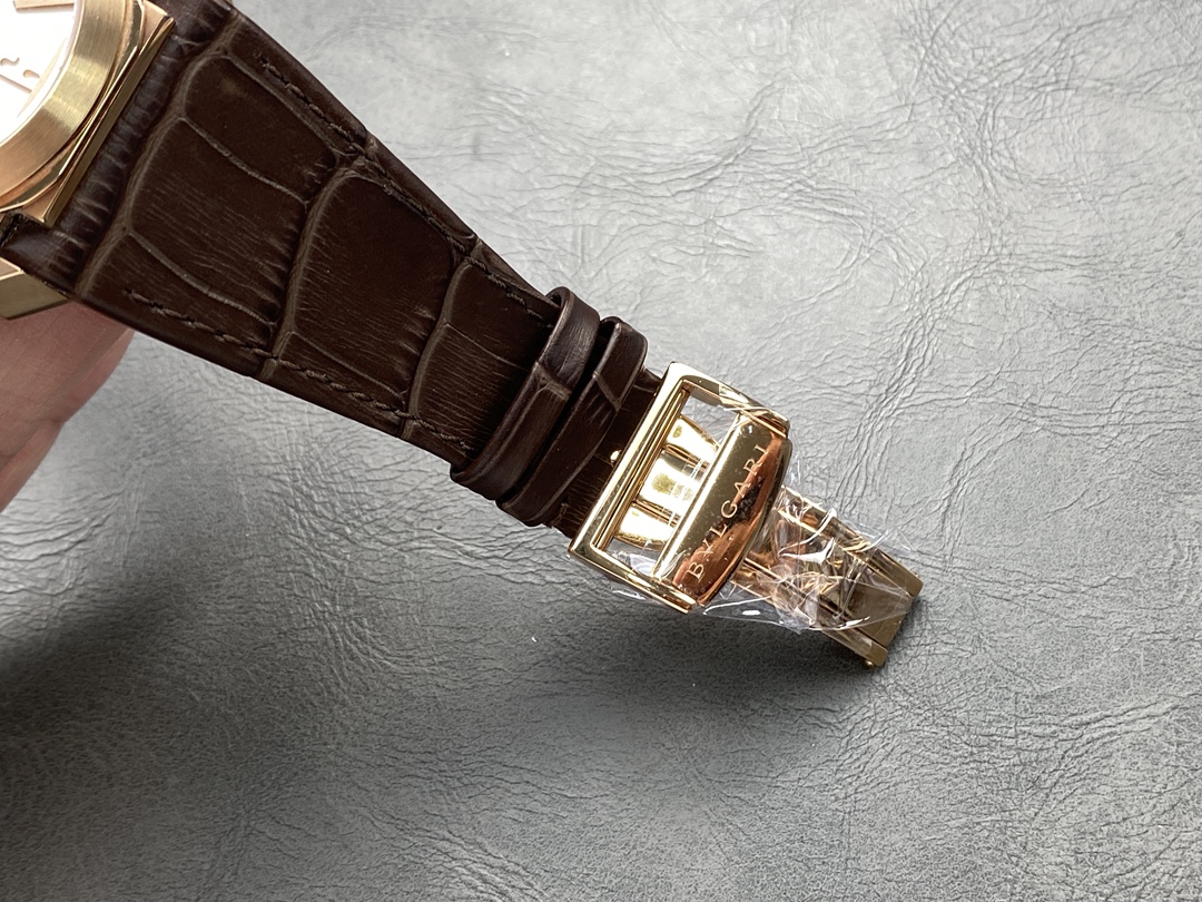 ブルガリスーパーコピーメンズn級腕時計 172540 贈り物に最適[8]