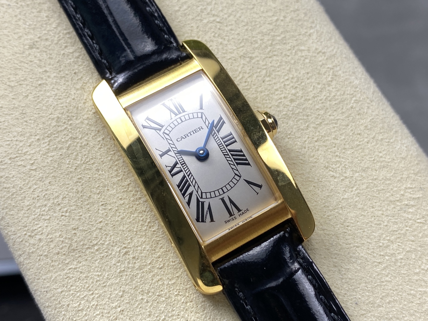 カルティエ可愛い気質レクタンギュラーアメリカンタンクコピー WSTA0016-3[1]