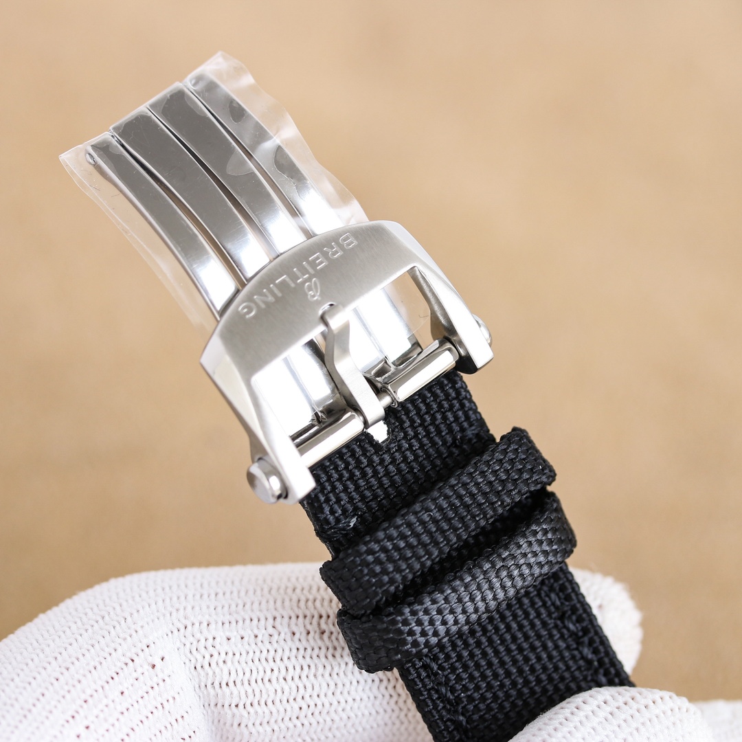 breitlingコピー多機能クロノグラフ腕時計アベンジャーズ シリーズが登場 119533[8]