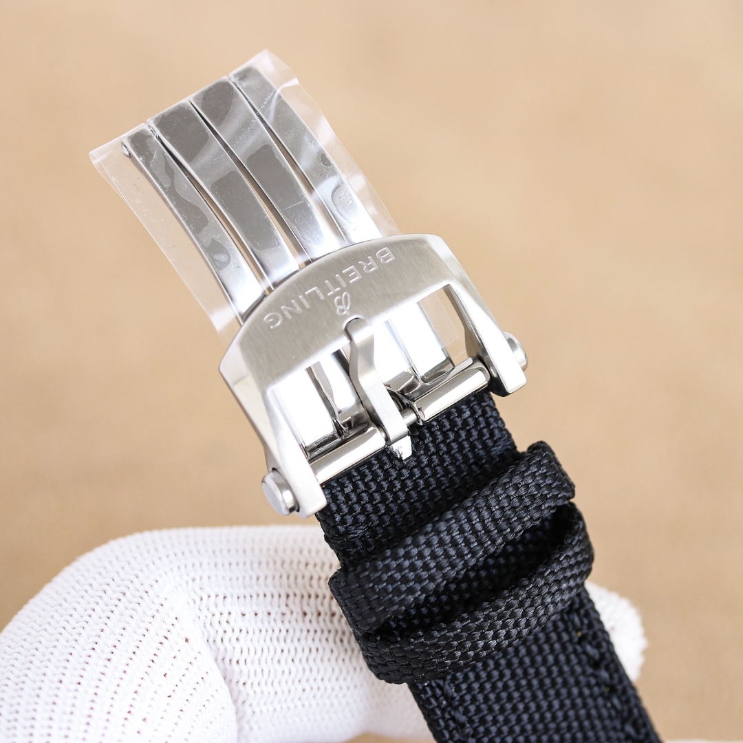 高級品ブライトリングコピーメンズ多機能機械式時計アベンジャーズ シリーズ 119532[8]