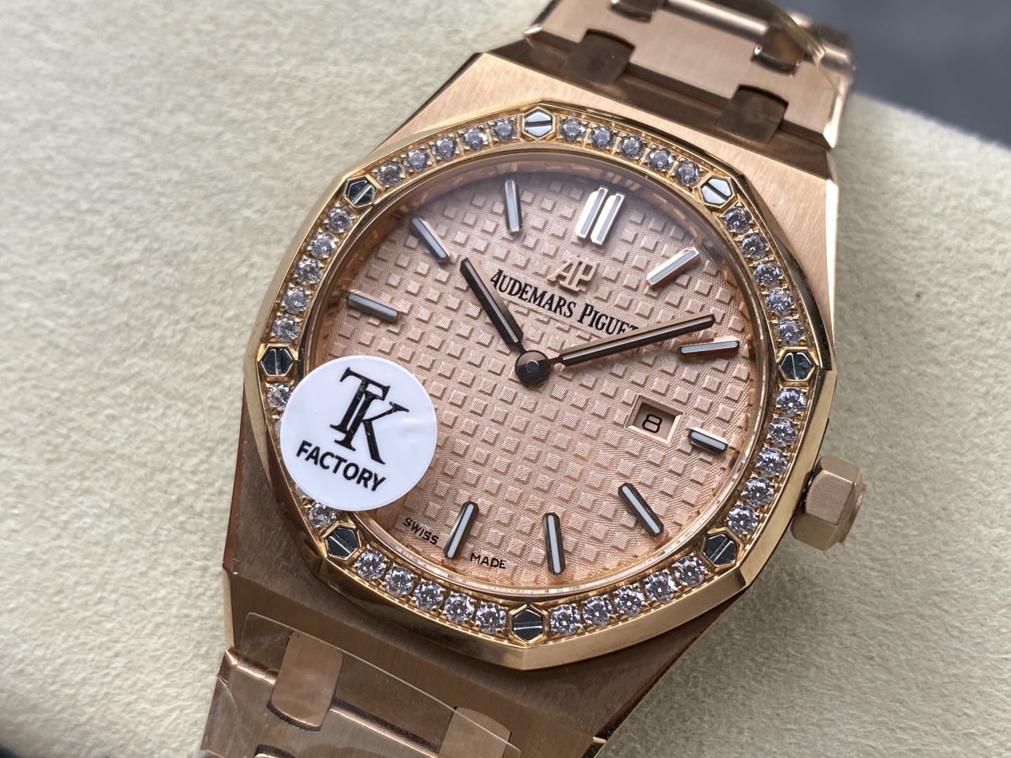 オーデマピゲロイヤルオークシリーズ 67651最高級感女性の腕時計コピー 174887[2]