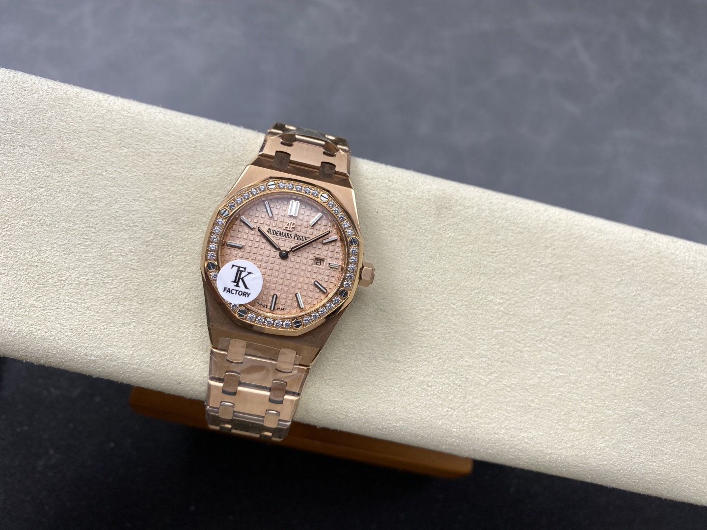 オーデマピゲロイヤルオークシリーズ 67651最高級感女性の腕時計コピー 174887[4]
