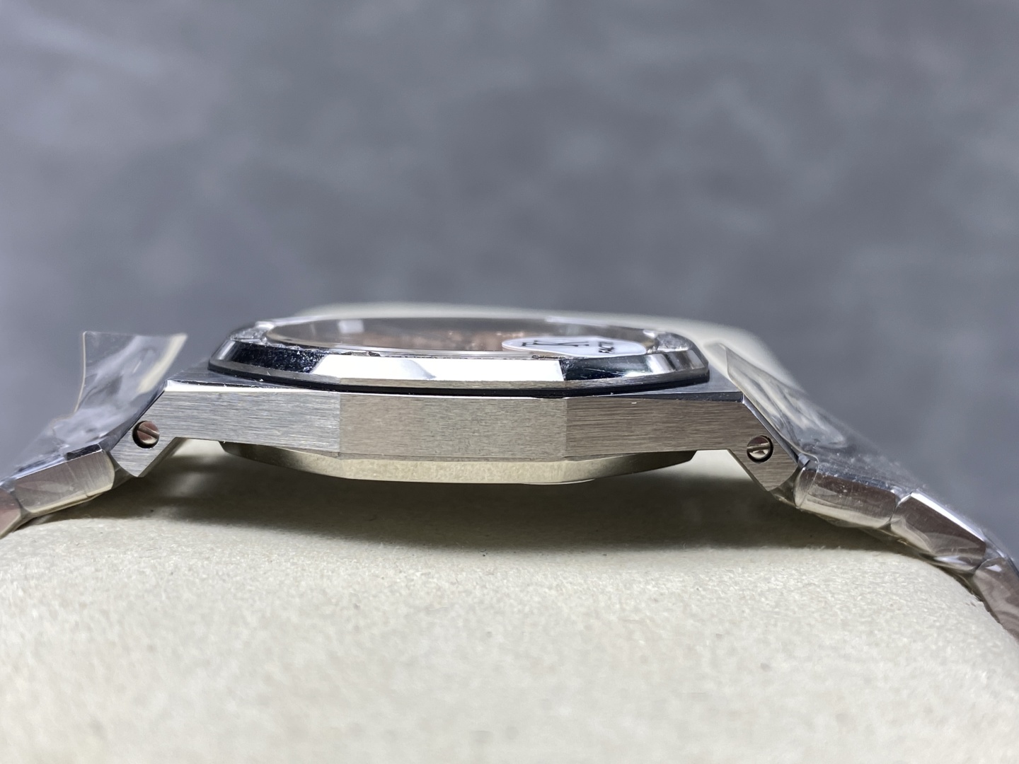 豪華なオーデマピゲ女性ロイヤルオーク 67651シリーズスーパーコピー時計入荷 174869[5]