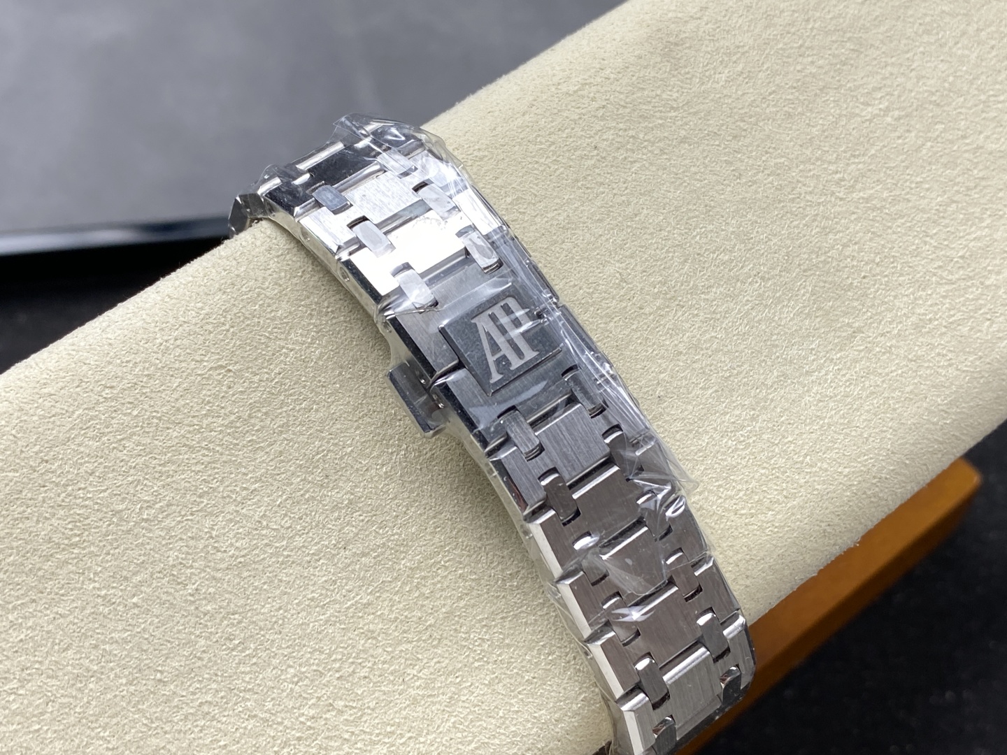 豪華なオーデマピゲ女性ロイヤルオーク 67651シリーズスーパーコピー時計入荷 174869[8]