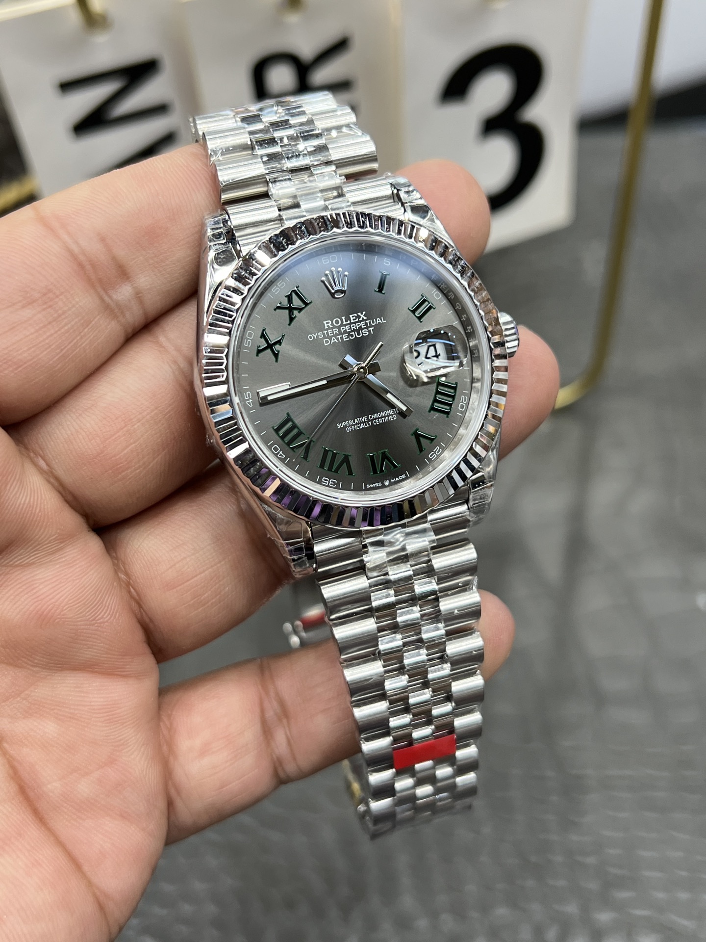 ロレックスデイトジャストグリーンバゲットフルオートマチック新款コピーの時計専門家 175246[4]