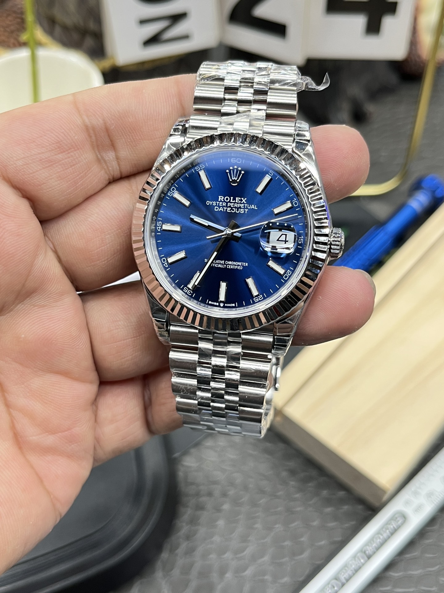 成功者のブランドスーパーコピーロレックス ブルーデイトジャストシリーズ通販時計 175242[1]