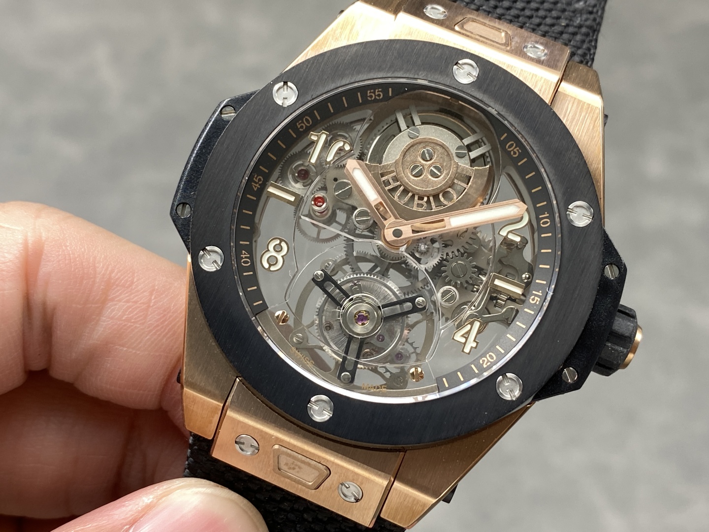 最安値挑戦hublotビッグバンコピートゥールビヨン ブラックセラミック腕時計 174759[2]
