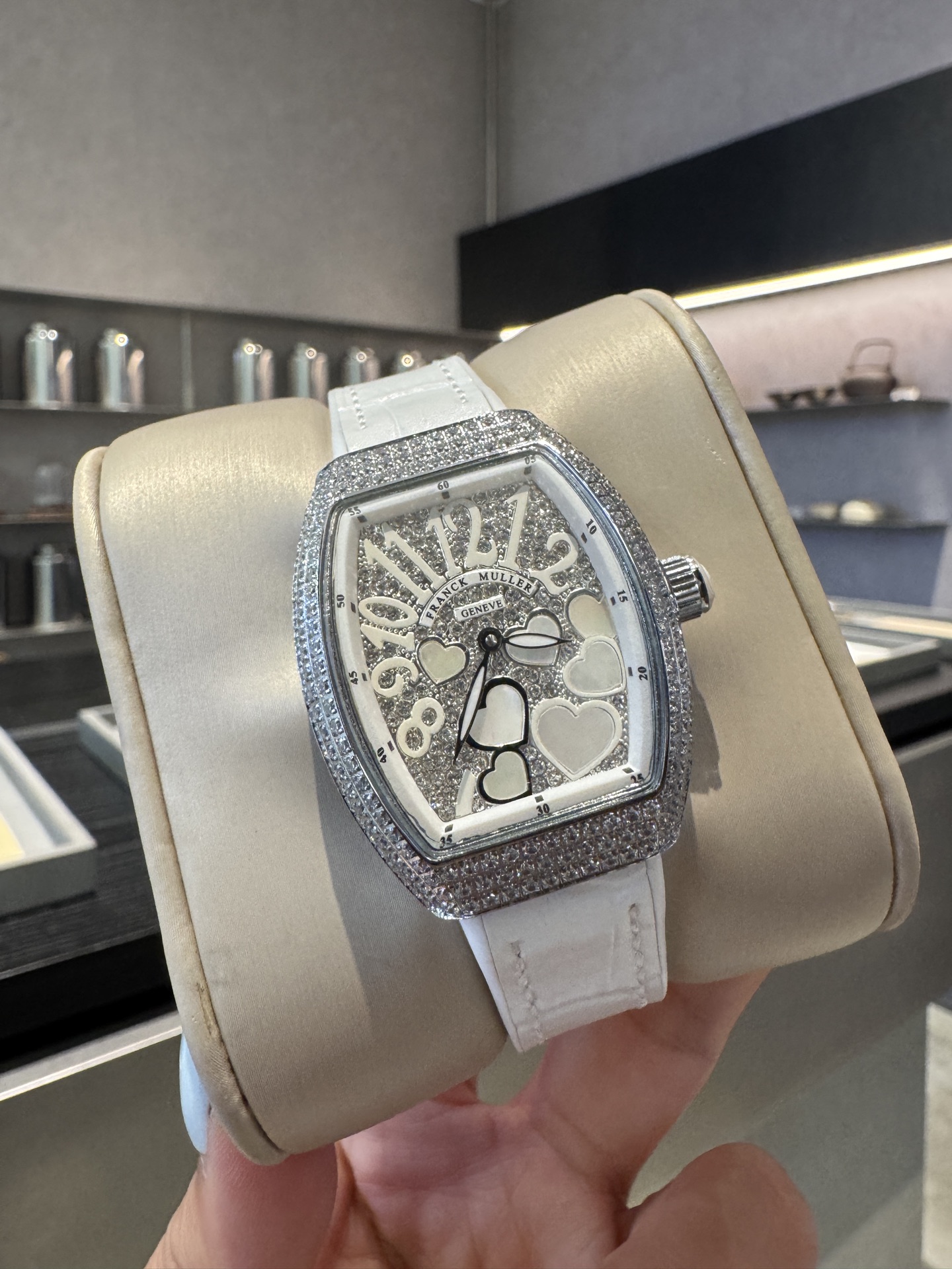 2025新製品フランクミュラーV32 バレルシリーズ 高級コピーダイヤモンドインレイ クラシックデジタルフェイス 119778[7]