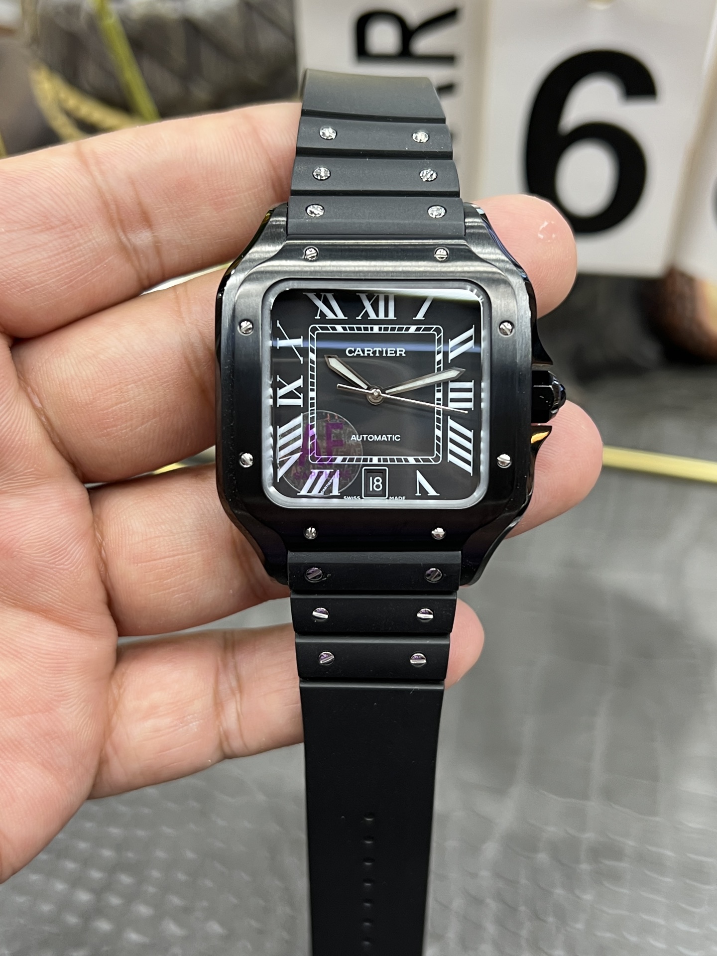 カルティエ有名な時計サントスシリーズ ブラックウォリアー自動巻き機械式ムーブメント 175255