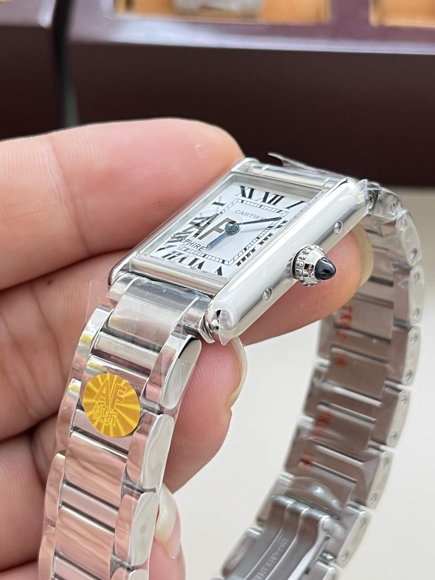 カルティエタンク2025新作 クォーツ スイス製ムーブメント女性コピー時計 175260[3]