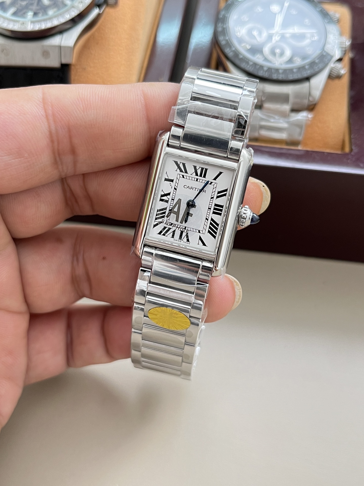 カルティエタンク2025新作 クォーツ スイス製ムーブメント女性コピー時計 175260[8]