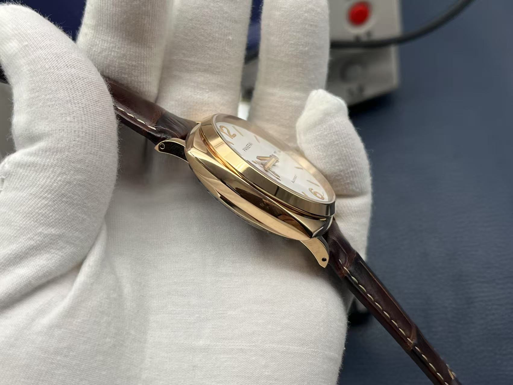 2025年マストハブ高級のパネライ時計42mmが登場 119927[4]