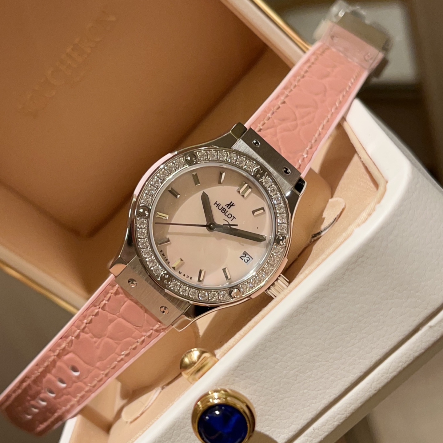 2025年の新モデルウブロ クラシック・フュージョンシリーズ女性高級腕時計 120458[3]