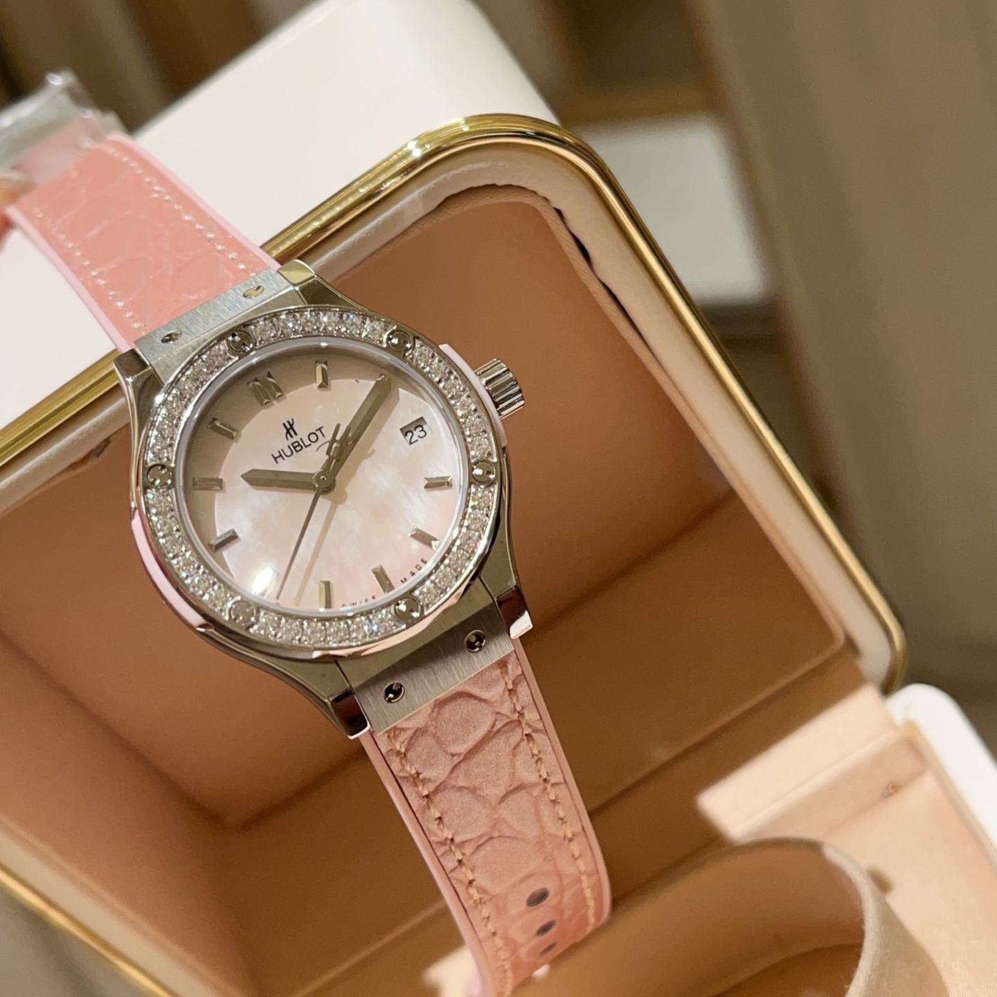 2025年の新モデルウブロ クラシック・フュージョンシリーズ女性高級腕時計 120458[5]