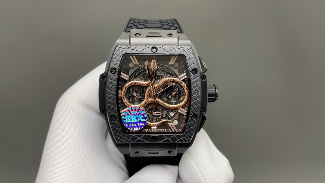 最高品質ウブロ蛇年スーパーコピー腕時計スペシャルエディション 120311