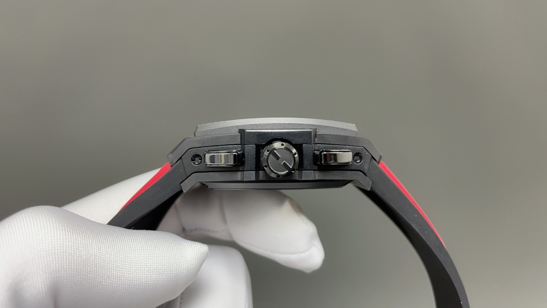 2025年豪華なウブロ イヤーオブザスネークスペシャルエディション男性時計 120310[3]