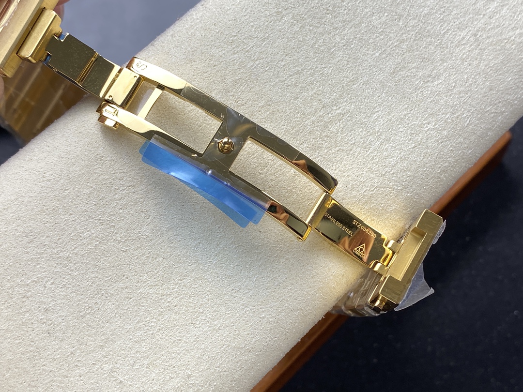 Omegaコピー世界的腕時計マスター天文台第5世代コンステレーションシリーズ 131.30.41.21.99.001-3[6]