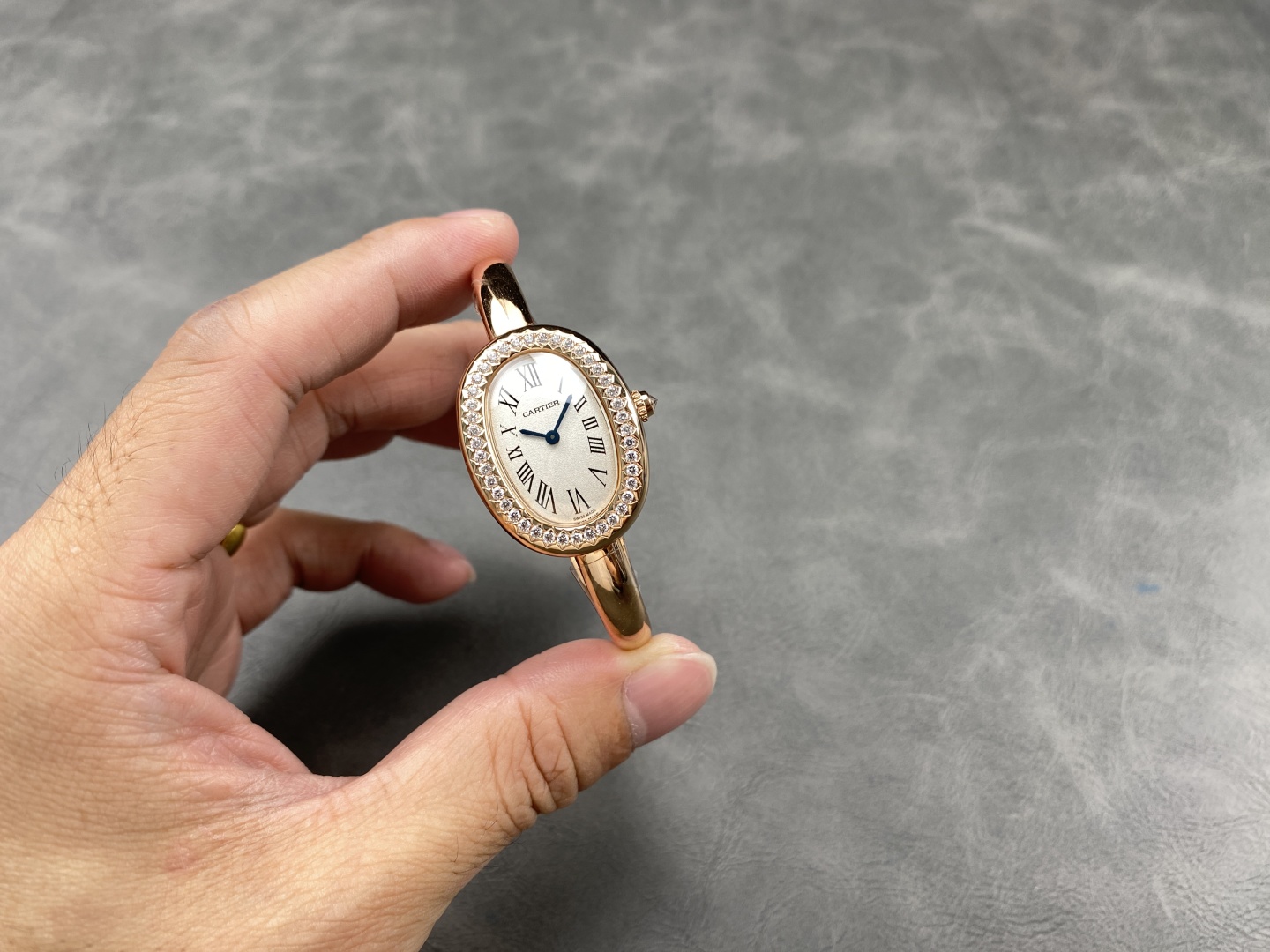 上流階級のカルティエ女性バスタブダイヤモンドリング 174934 素晴らしい価値[3]