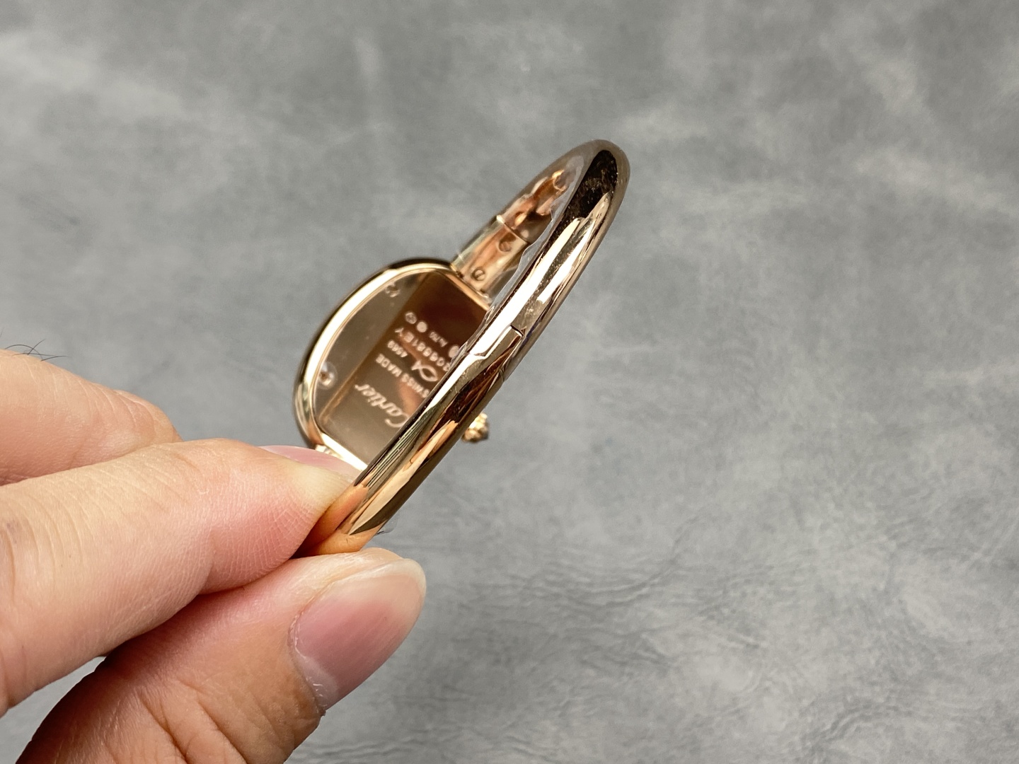 上流階級のカルティエ女性バスタブダイヤモンドリング 174934 素晴らしい価値[7]