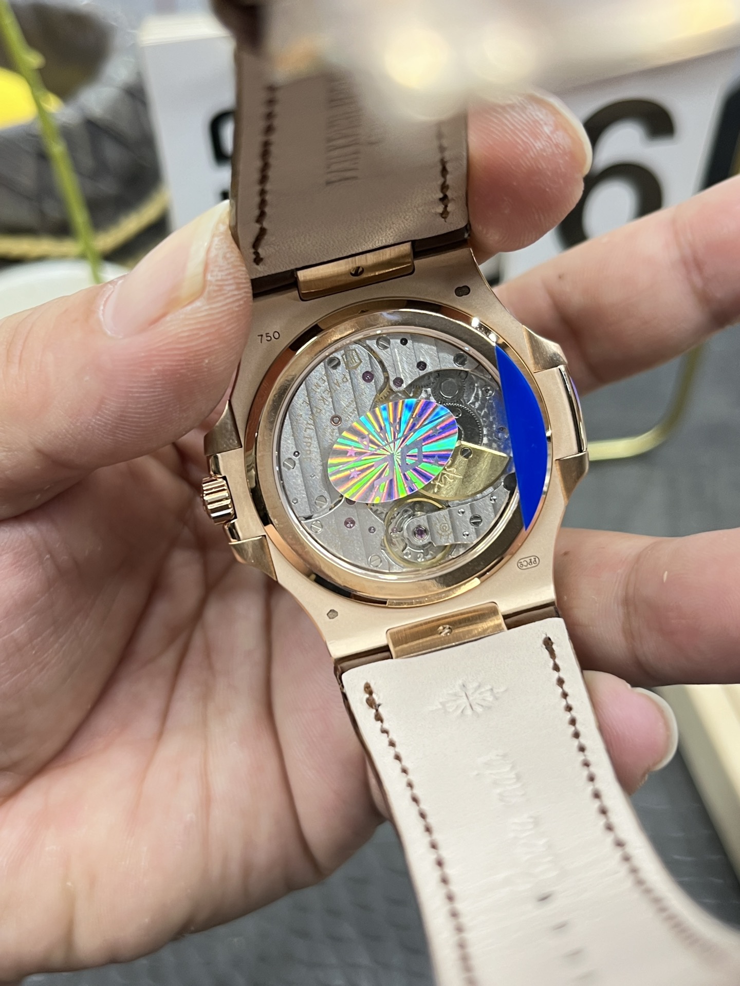 パテックフィリップ 審美的に美しい時計V3 ノーチラス ローズゴールド ダイヤモンドベゼル 171592[6]