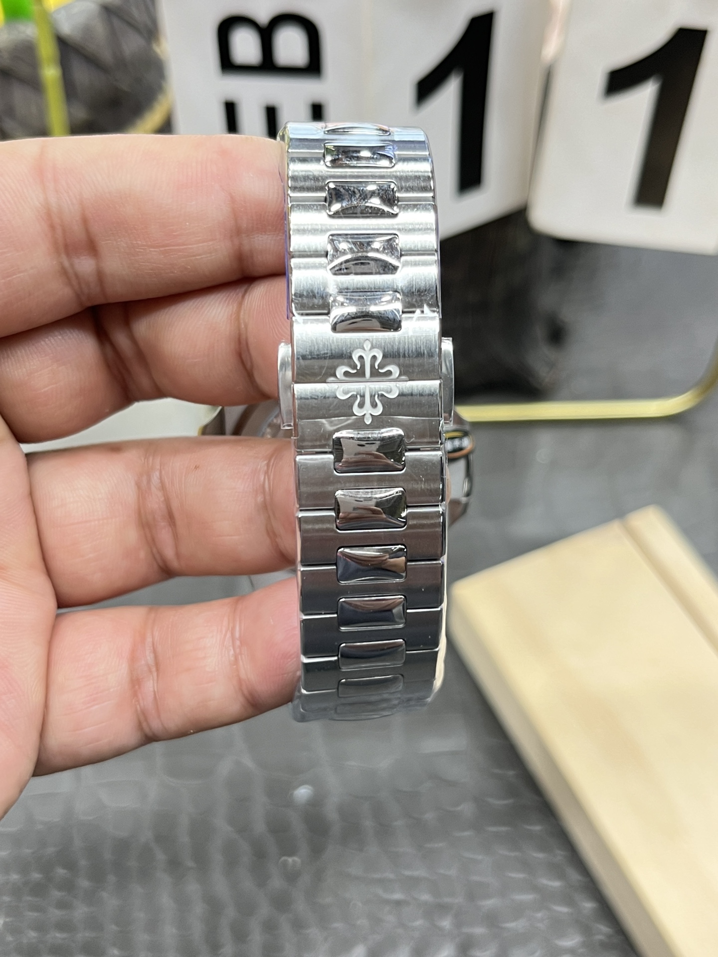 【超話題】パテックフィリップスーパーコピープラチナエディション 5811G ノーチラス腕時計 171534[8]