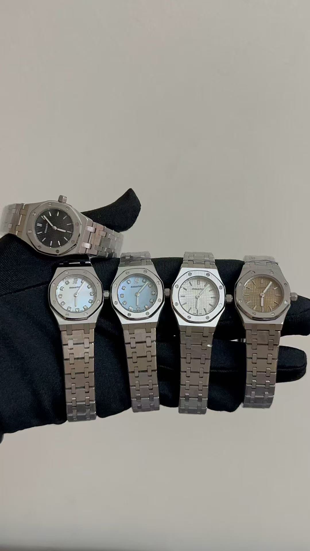 オーデマピゲロイヤルオーク2025最新品ミニクォーツコピー女性用腕時計 175802[4]