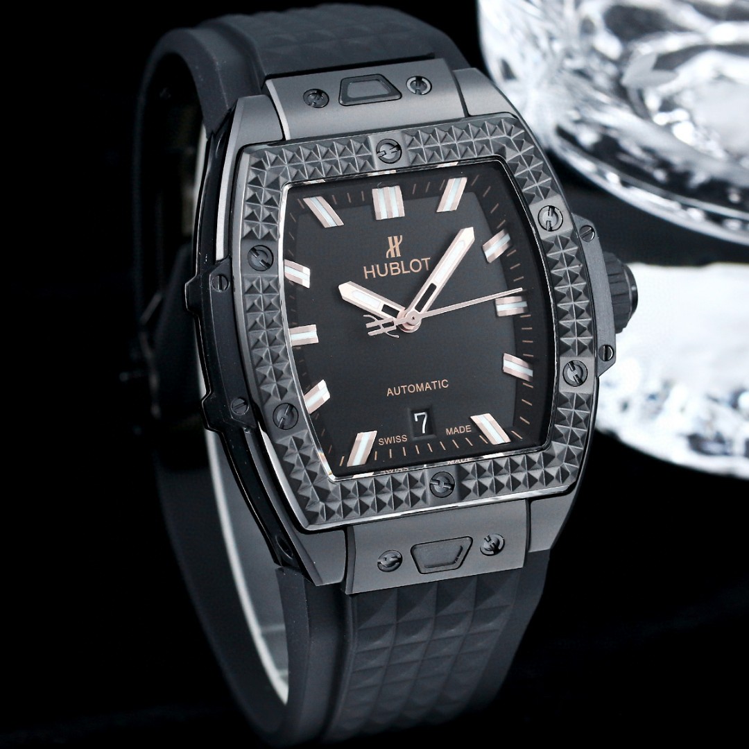 新製品発売 ウブロ偽物のスーパーコピー時計ビッグバン ソウルシリーズ 175696[2]