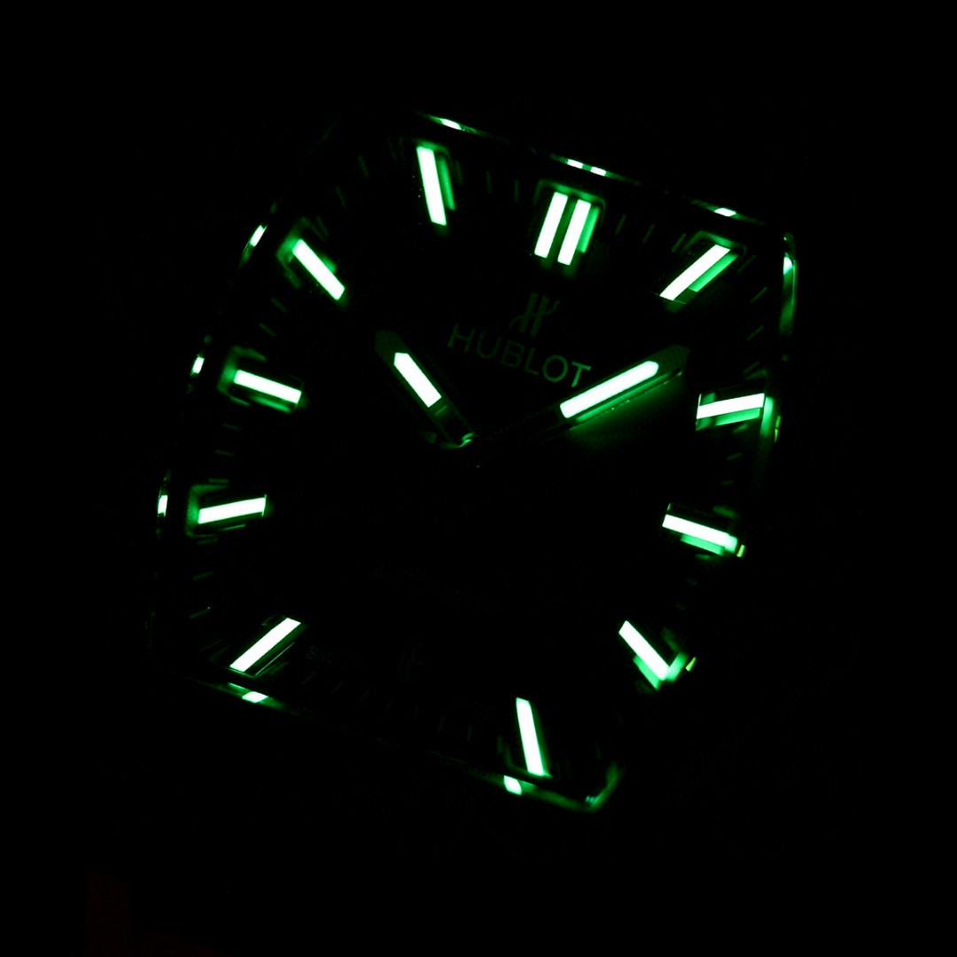 新製品発売 ウブロ偽物のスーパーコピー時計ビッグバン ソウルシリーズ 175696[4]