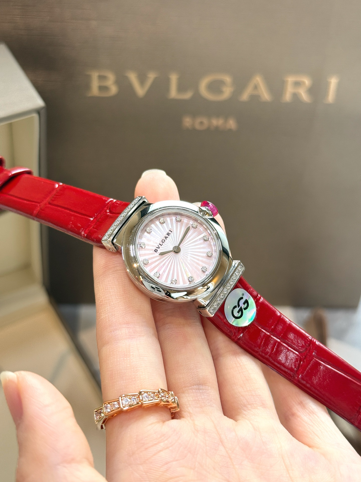 超絶のブルガリ ルチェア クォーツムーブメント優雅時計女性らしい魅力 121819[5]