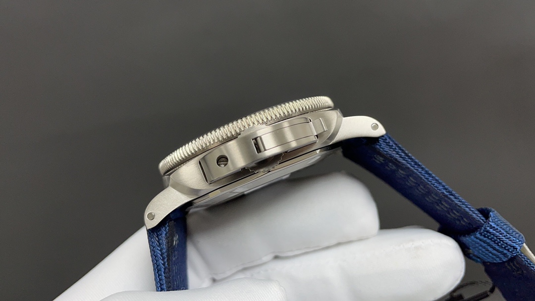 パネライ時計コピーN級品の販売自動巻き機械式ムーブメント 118077[4]