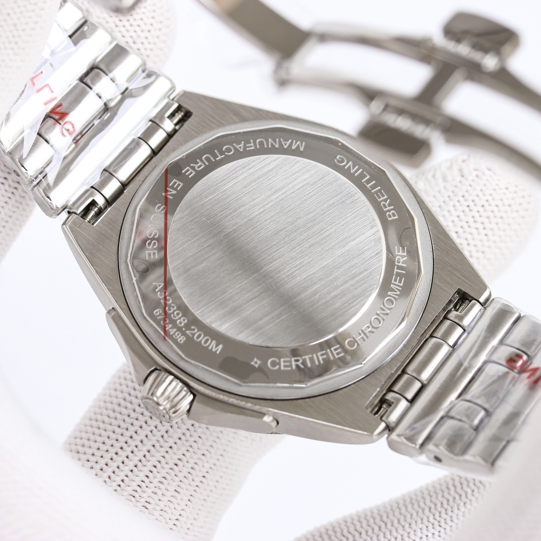 最高峰ブライトリングメンズ 機械式時計 クロノマットオートマチック GMT 40  122857[7]