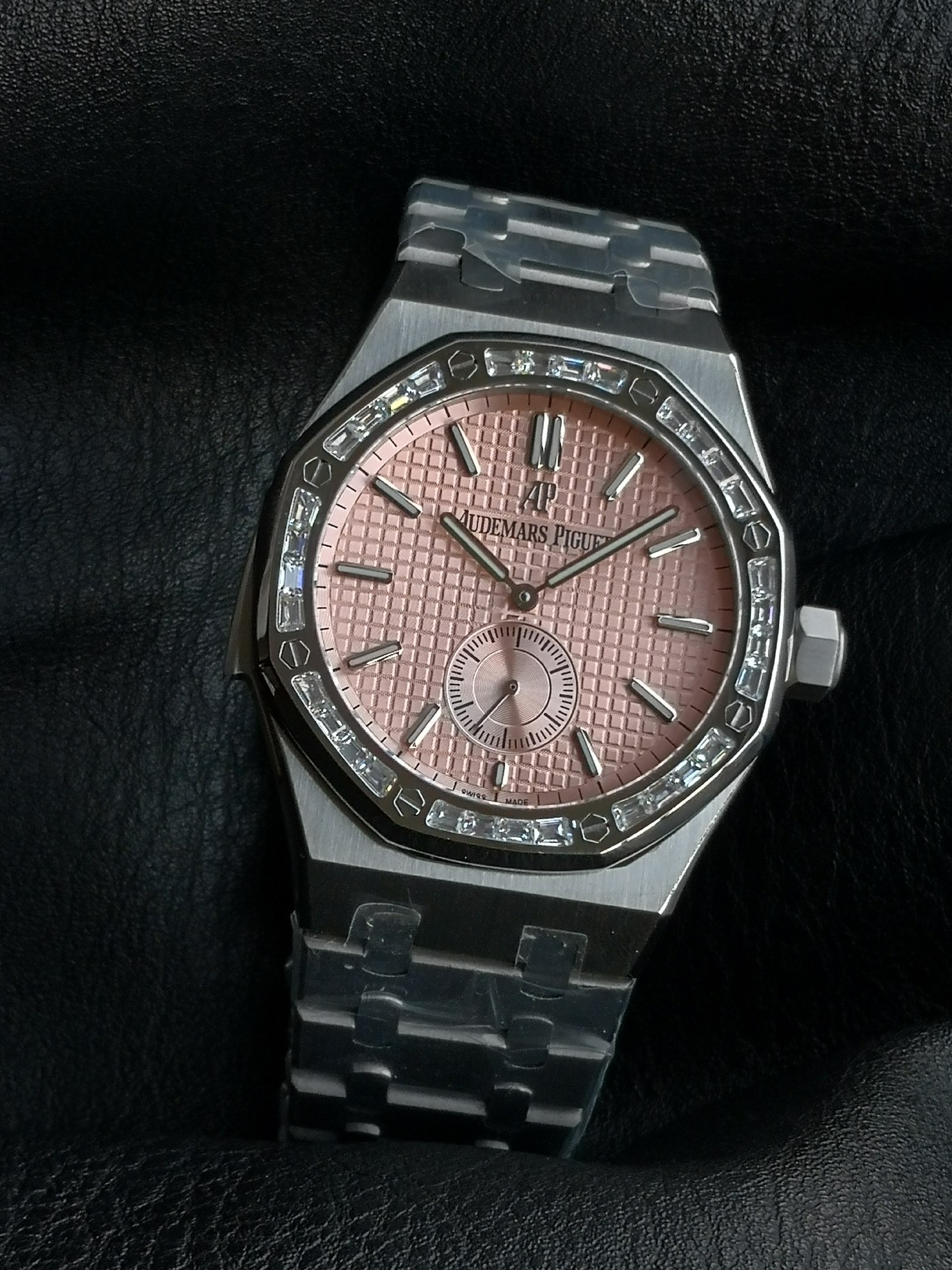 非常に豪華なブランドオーデマピゲピンクロイヤルオーク 26591IP新品シリーズ時計 176000[2]